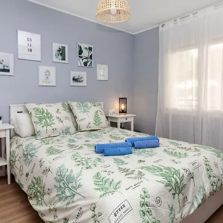 Parc Aumell Apartamento *